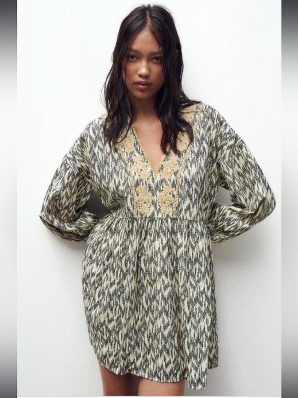 ZARA Embroidered Boho Beachy Summer Babydoll V-Neck 3/4 Sleeve Mini Dress Medium